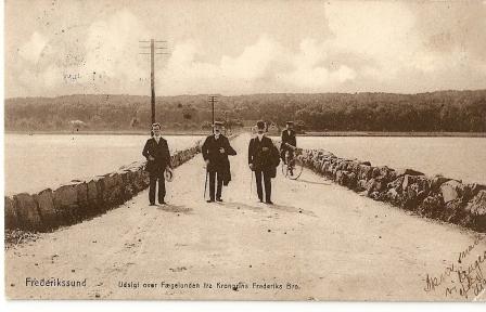 Udsigt over brodæmningen mod Færgelunden fra Kronprins Frederiks Bro omkring 1915.